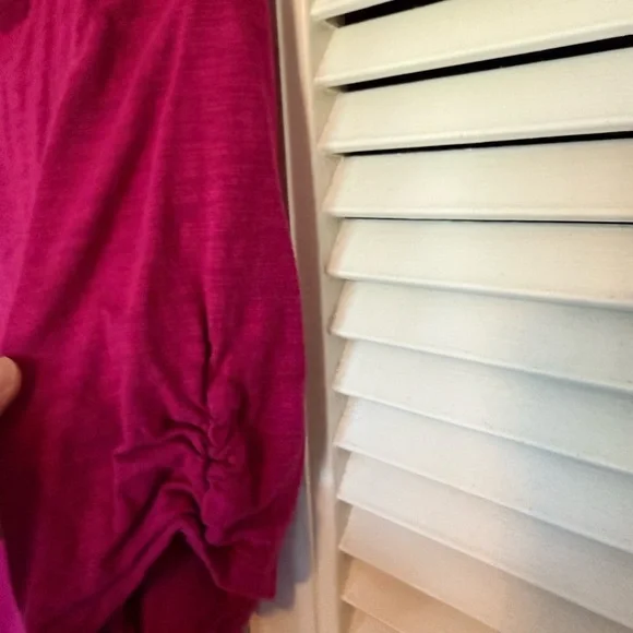 Chicos Gathered Sleeve Slub Tee - Picture 6 of 7